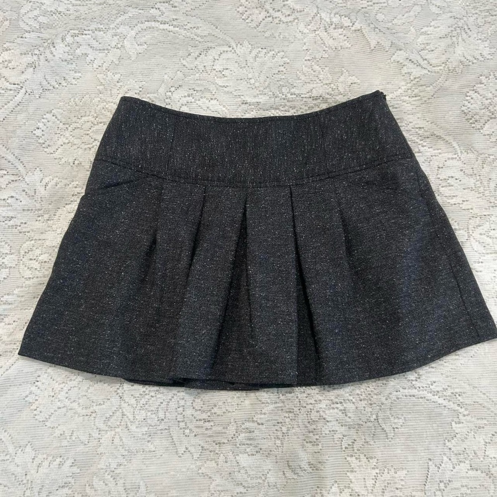 A Byer Grey Pleated Mini Skirt